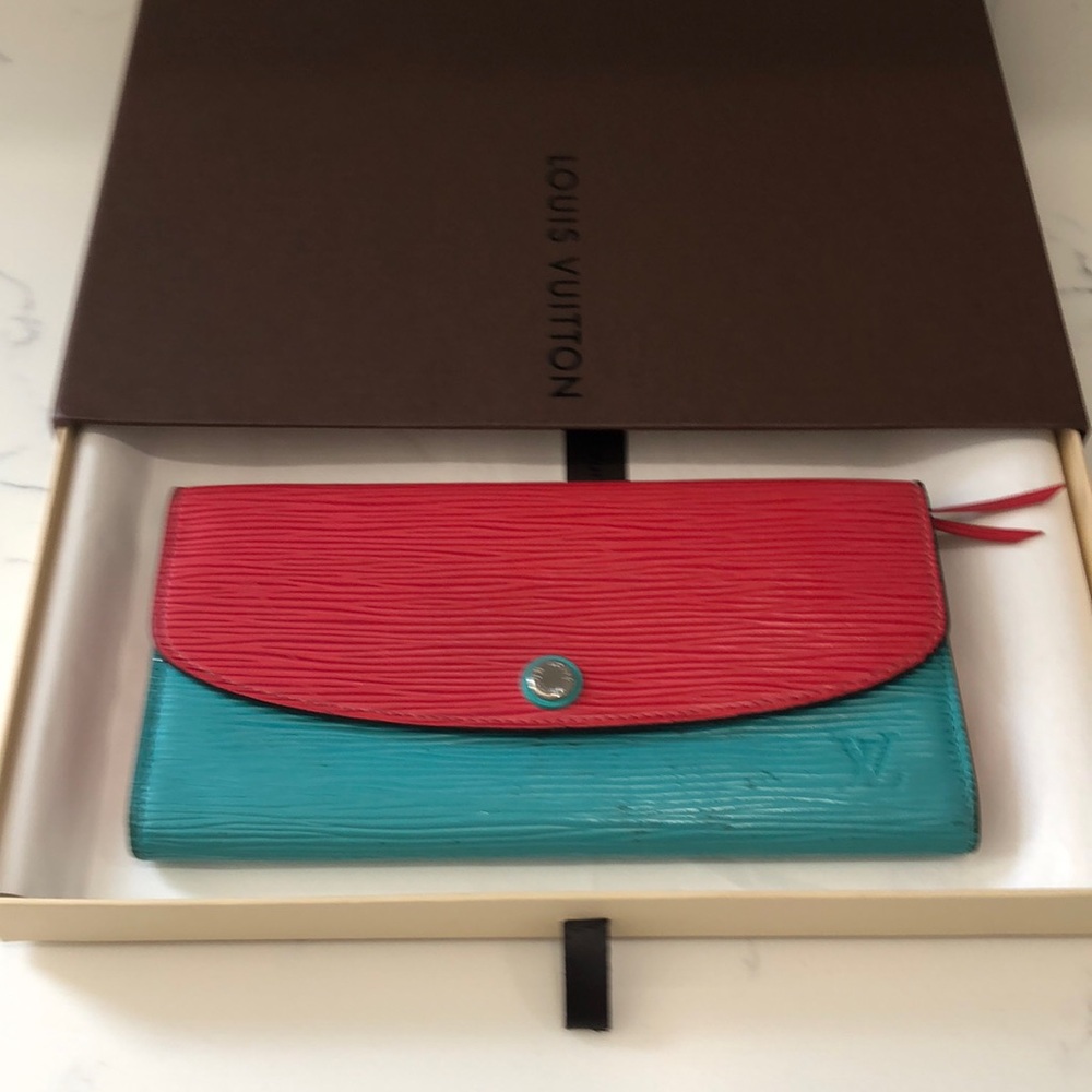 LOUIS VUITTON Epi Emilie Card Wallet Red and Turquoise Grenade Color